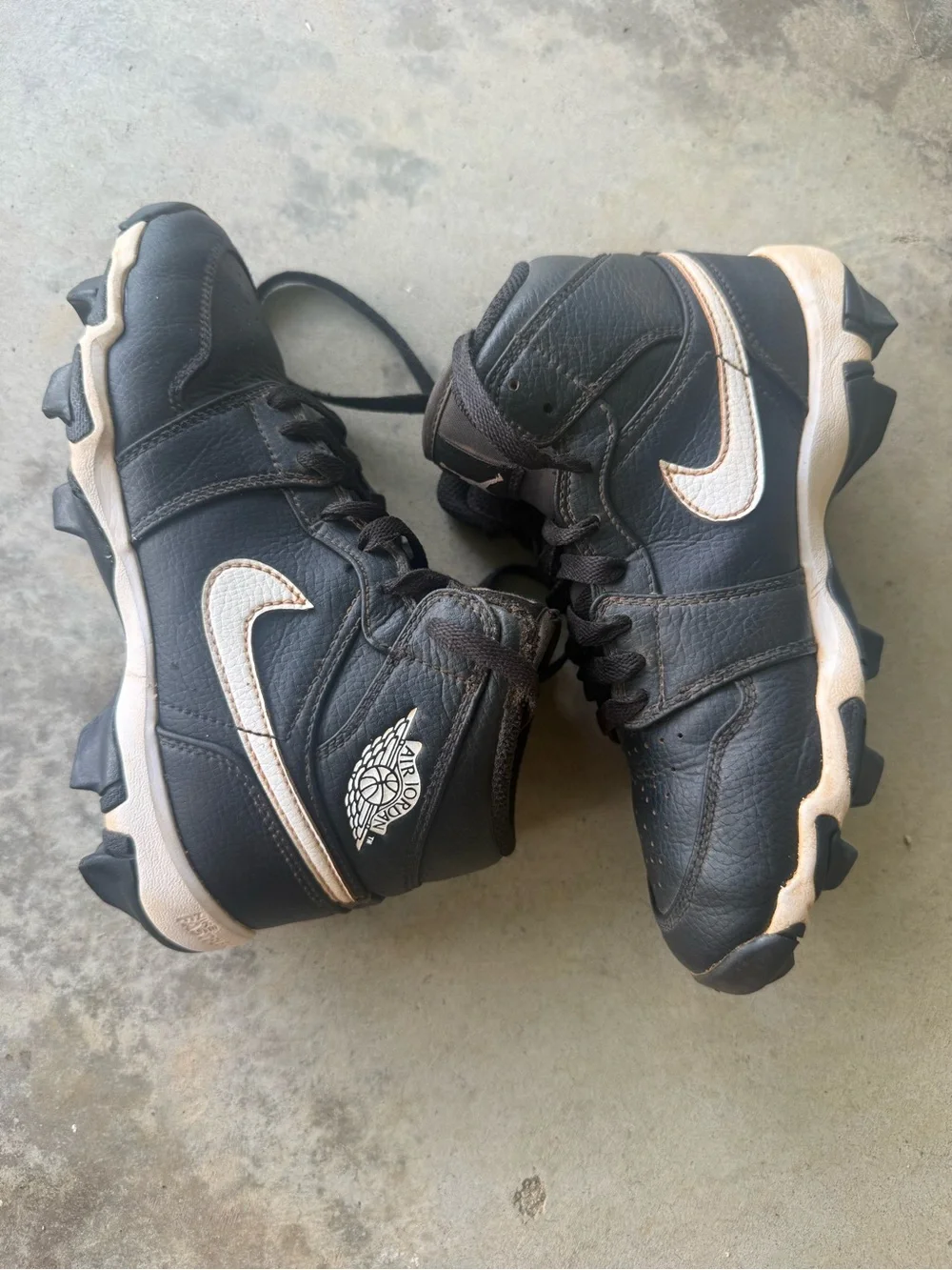 Nike Air Jordan Youth Baseball Cleats